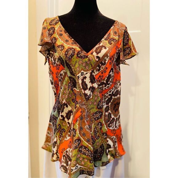 DressBarn Women's V Neck Paisley Large Blouse Split Ruffle over Sleeveless Top a - Picture 1 of 3